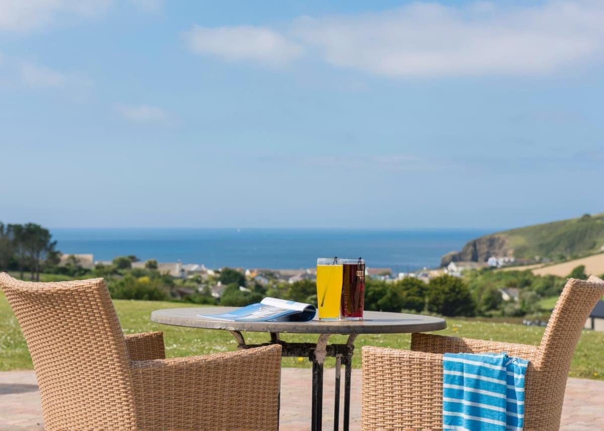 Praa Sands Holiday Park Saint Hilary  ภายนอก รูปภาพ